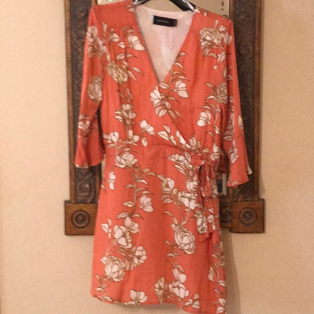 NWOT MINKPINK Floral Dress - Small